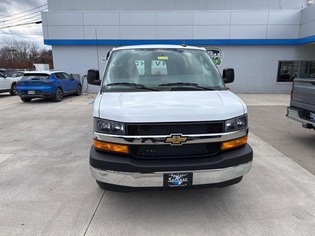 new 2025 Chevrolet Express 2500 car