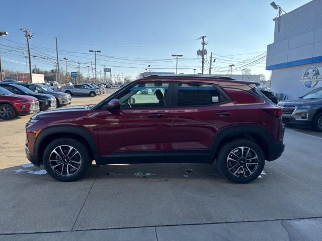 new 2025 Chevrolet TrailBlazer car, priced at $27,517