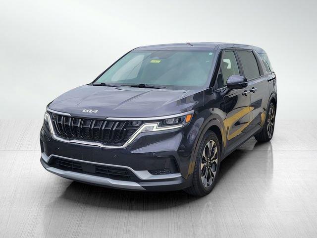 used 2023 Kia Carnival car, priced at $33,381