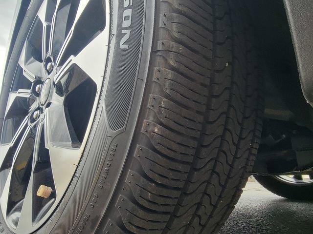 used 2023 Kia Carnival car, priced at $33,381