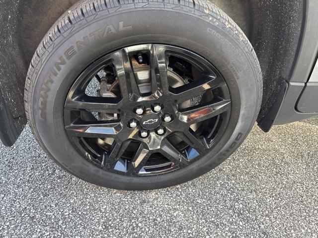 used 2023 Chevrolet Traverse car, priced at $29,047