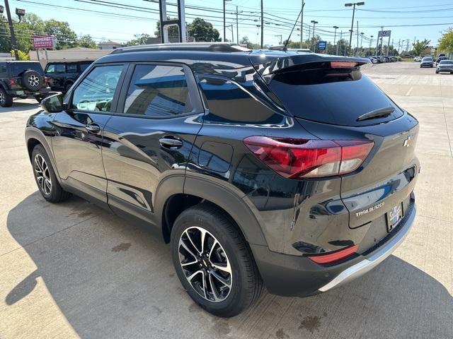 new 2025 Chevrolet TrailBlazer car, priced at $29,970