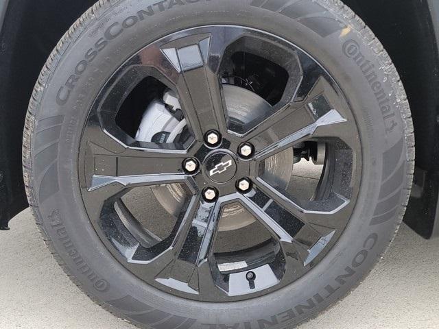 new 2026 Chevrolet Equinox car, priced at $33,415