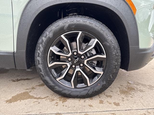 new 2025 Chevrolet TrailBlazer car, priced at $30,033