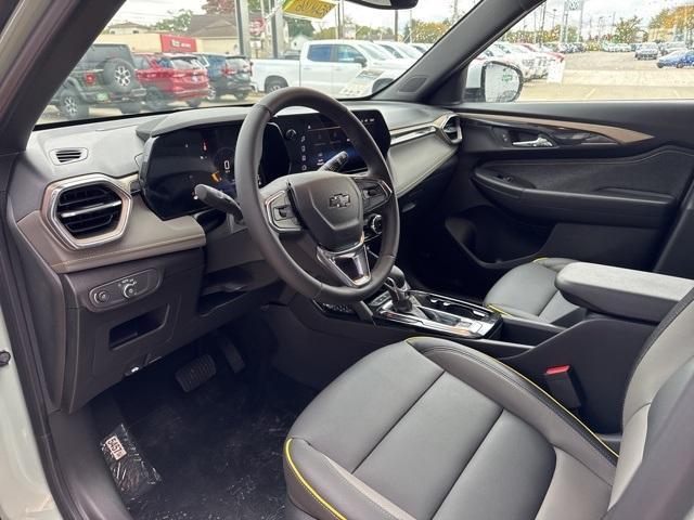 new 2025 Chevrolet TrailBlazer car, priced at $30,033