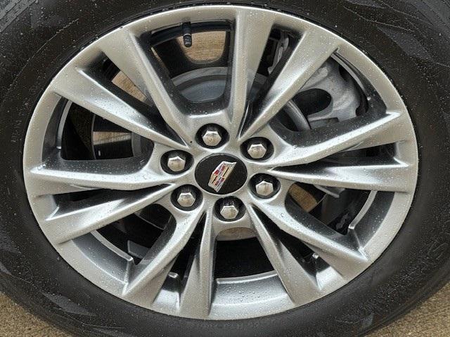 used 2022 Cadillac XT5 car, priced at $31,509