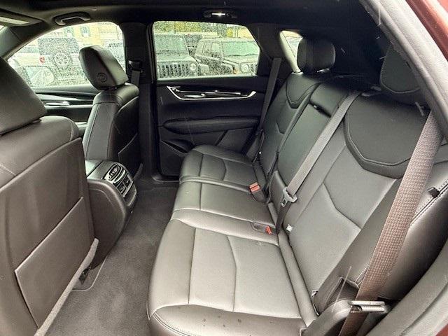 used 2022 Cadillac XT5 car, priced at $31,509