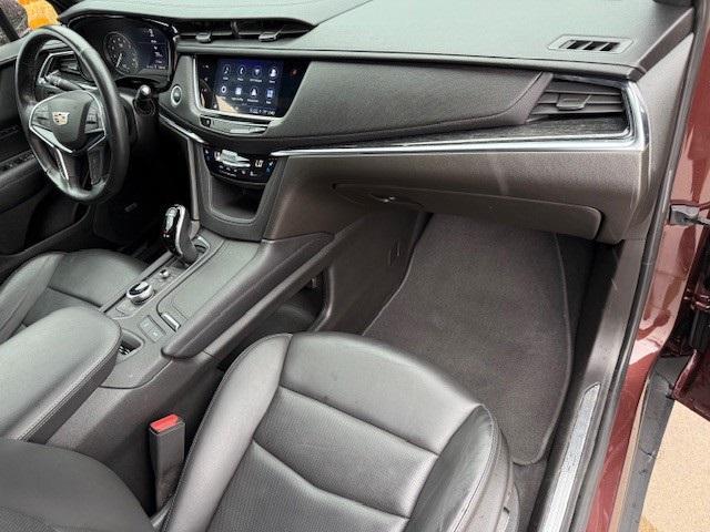 used 2022 Cadillac XT5 car, priced at $31,509