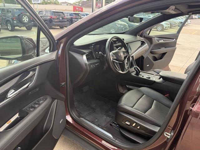 used 2022 Cadillac XT5 car, priced at $31,509