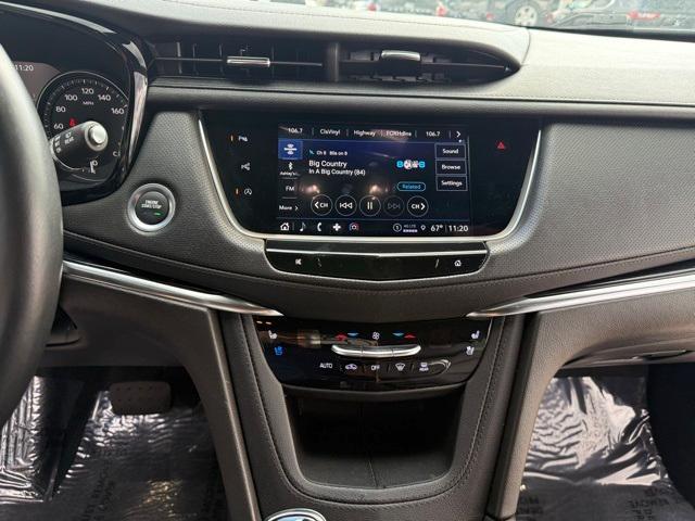 used 2022 Cadillac XT5 car, priced at $31,509