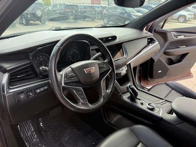 used 2022 Cadillac XT5 car, priced at $31,509