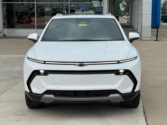 new 2025 Chevrolet Equinox EV car, priced at $45,615