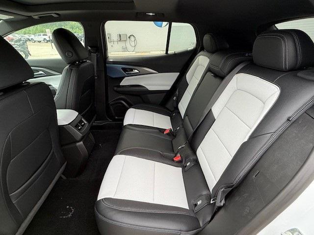 new 2025 Chevrolet Equinox EV car, priced at $45,615