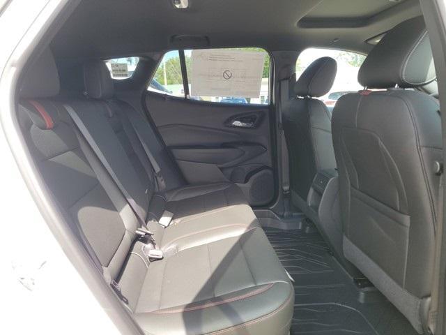 new 2025 Chevrolet Trax car