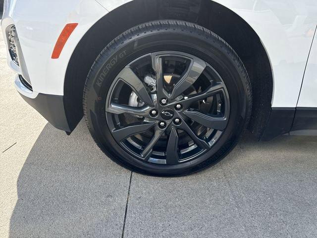 used 2022 Chevrolet Equinox car, priced at $22,995