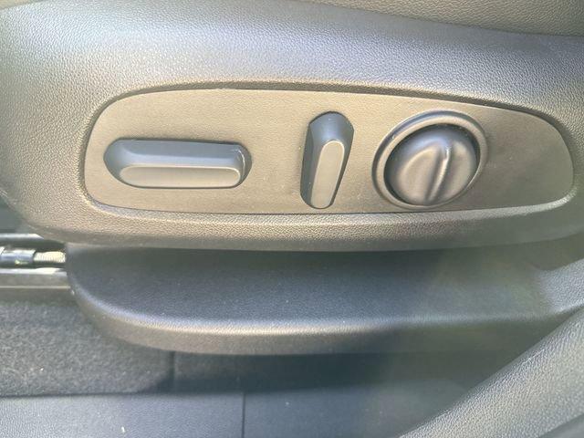 used 2022 Chevrolet Equinox car, priced at $22,995