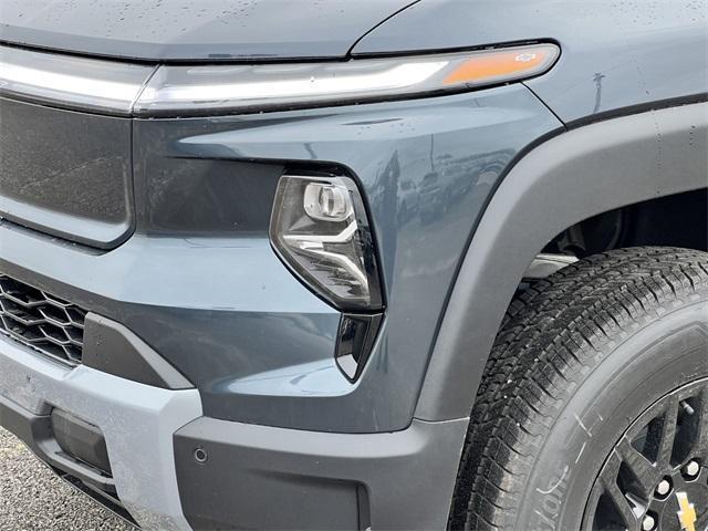 new 2025 Chevrolet Silverado EV car, priced at $75,740