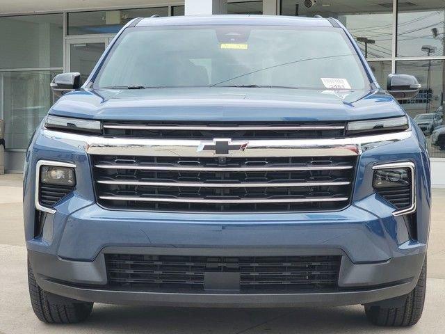 new 2026 Chevrolet Traverse car, priced at $44,610