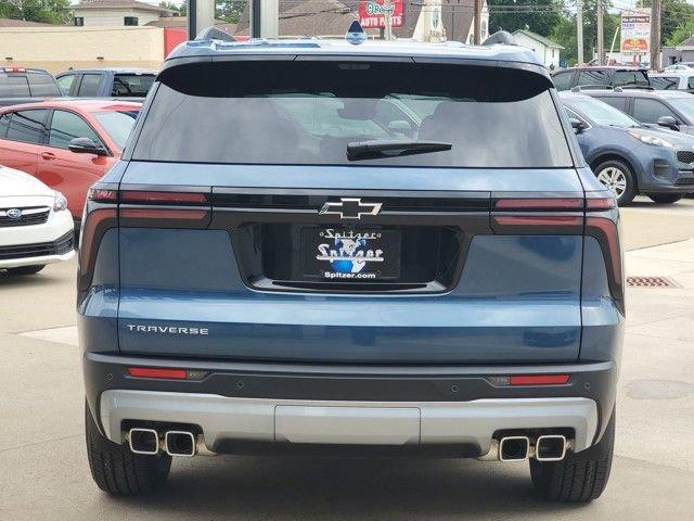 new 2026 Chevrolet Traverse car, priced at $44,610