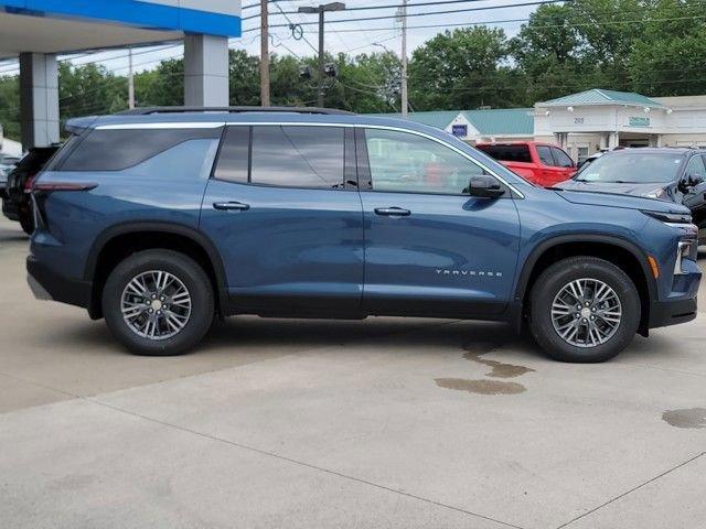new 2026 Chevrolet Traverse car, priced at $44,610
