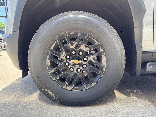 new 2025 Chevrolet Silverado EV car, priced at $75,490