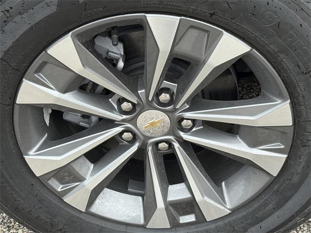 new 2025 Chevrolet Equinox car, priced at $30,290