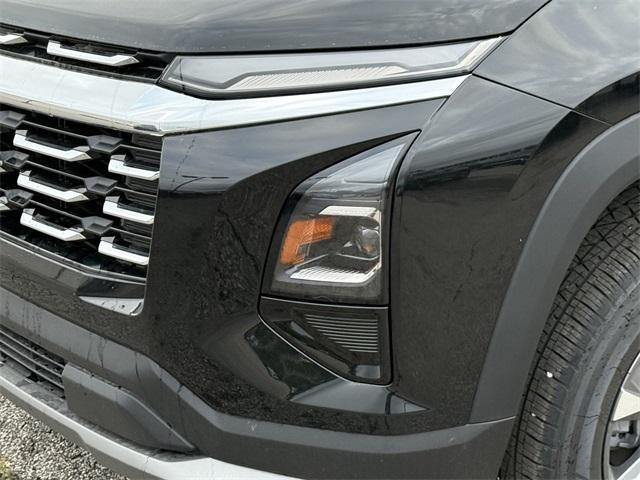 new 2025 Chevrolet Equinox car, priced at $30,290