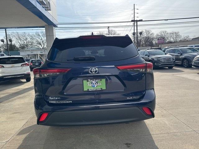 used 2021 Toyota Highlander car, priced at $33,519
