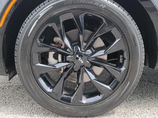used 2022 Kia Sorento car, priced at $29,317