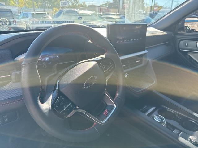 used 2025 Ford Explorer car, priced at $49,995
