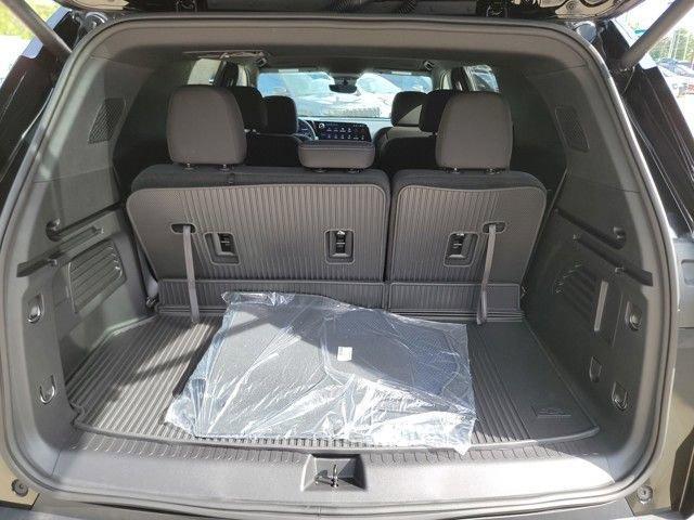 new 2026 Chevrolet Traverse car, priced at $44,610