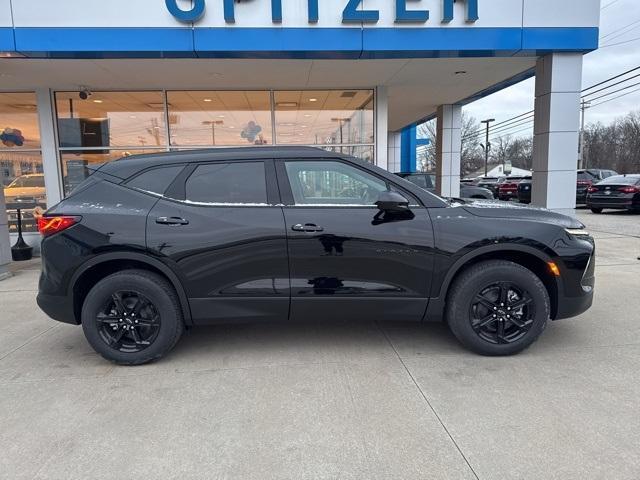 new 2025 Chevrolet Blazer car, priced at $39,152