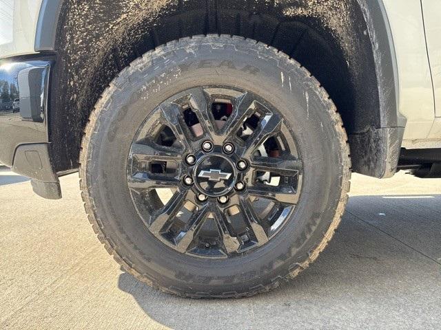 new 2025 Chevrolet Silverado 2500 car, priced at $57,930