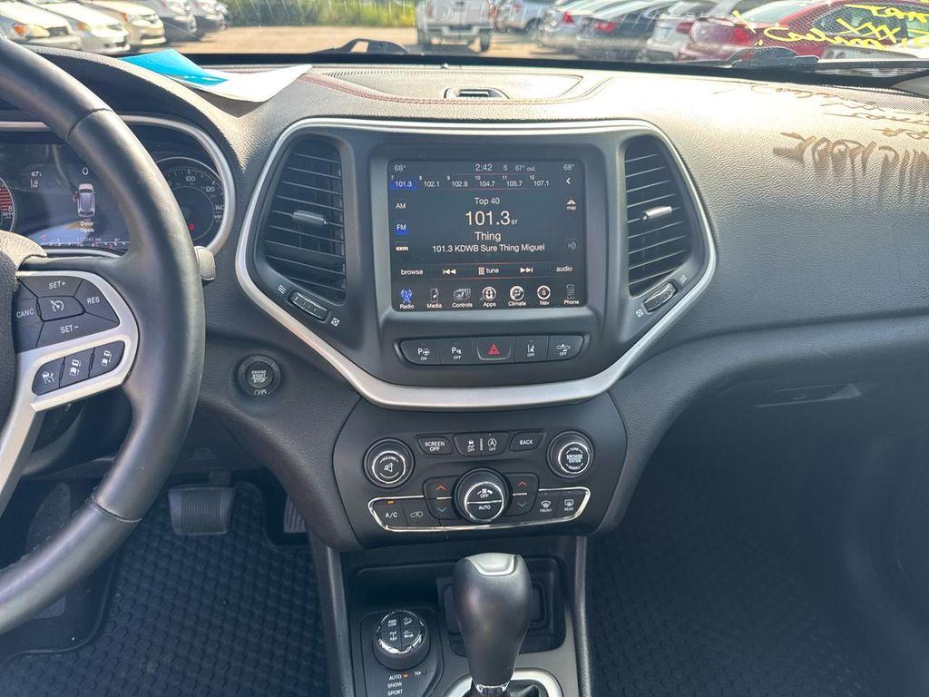 used 2017 Jeep Cherokee car, priced at $12,995
