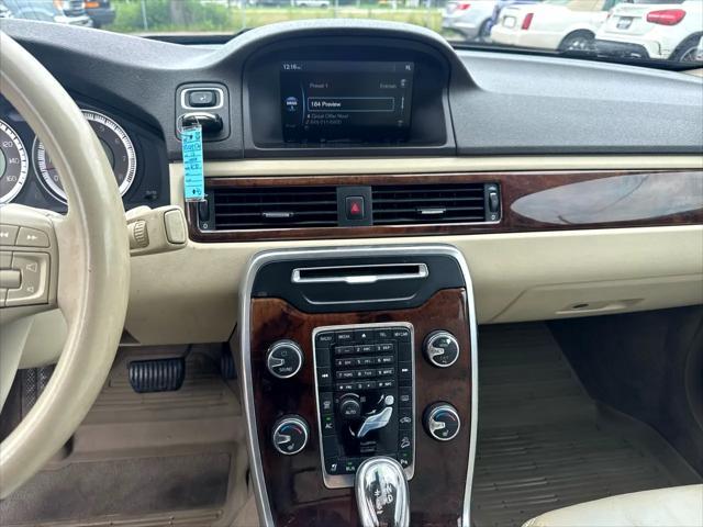 used 2013 Volvo XC70 car, priced at $7,995
