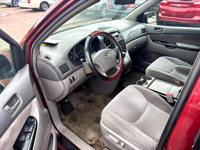 used 2005 Toyota Sienna car, priced at $2,495