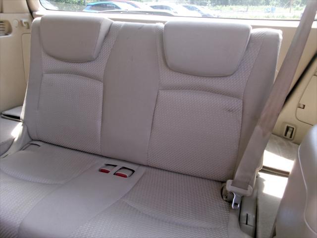 used 2004 Toyota Highlander car, priced at $5,995