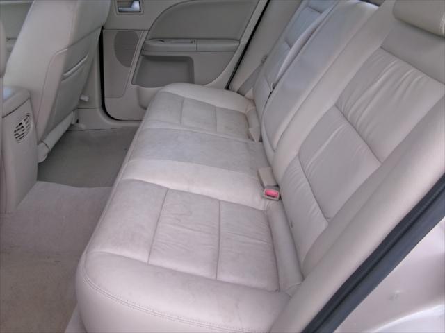 used 2006 Ford Five Hundred car, priced at $3,495