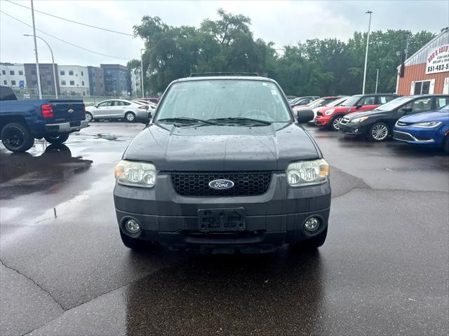 used 2006 Ford Escape car, priced at $2,995