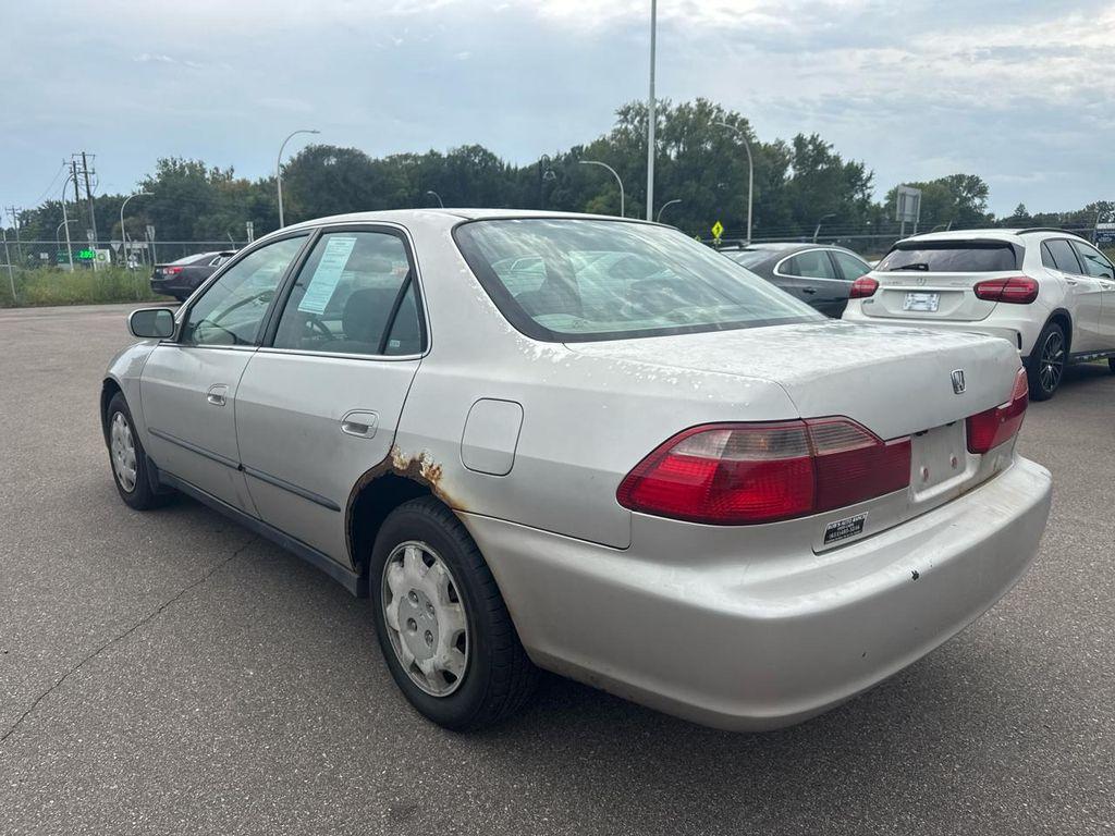 used 1998 Honda Accord car, priced at $2,495