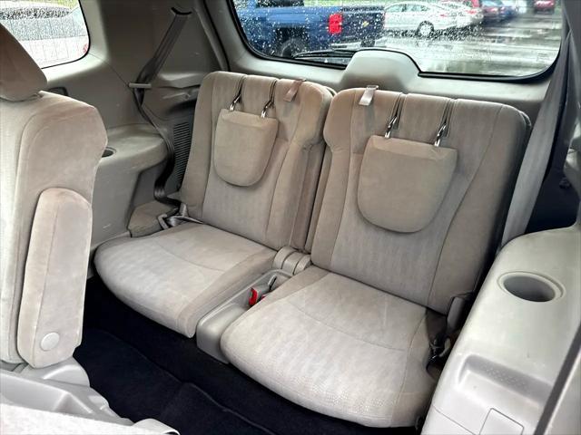 used 2013 Toyota Highlander car, priced at $9,995