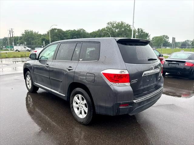 used 2013 Toyota Highlander car, priced at $9,995