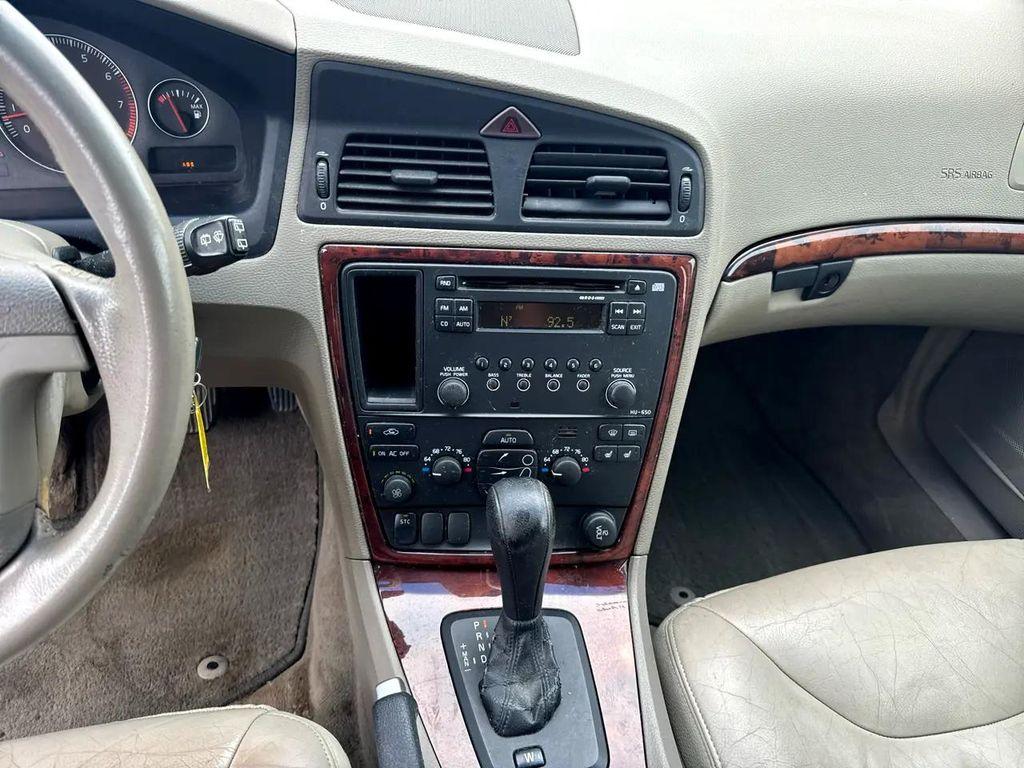 used 2005 Volvo V70 car, priced at $5,995