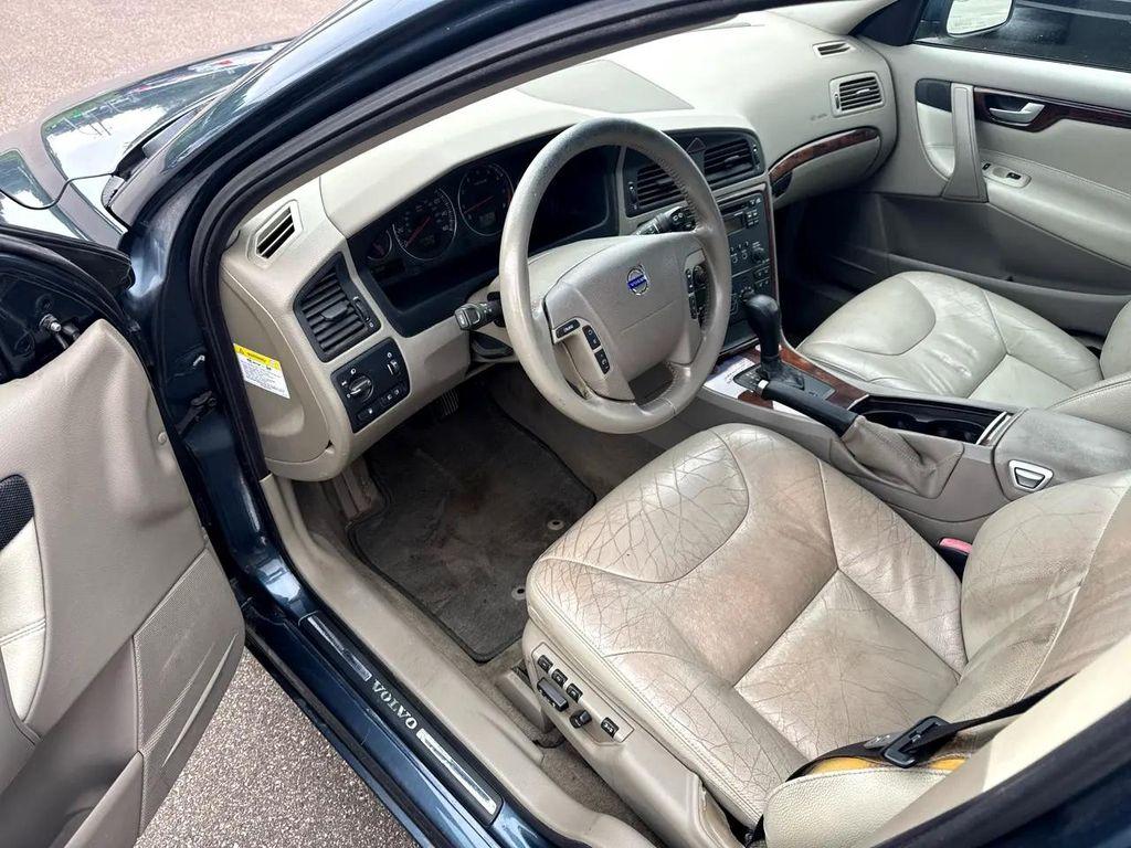 used 2005 Volvo V70 car, priced at $5,995