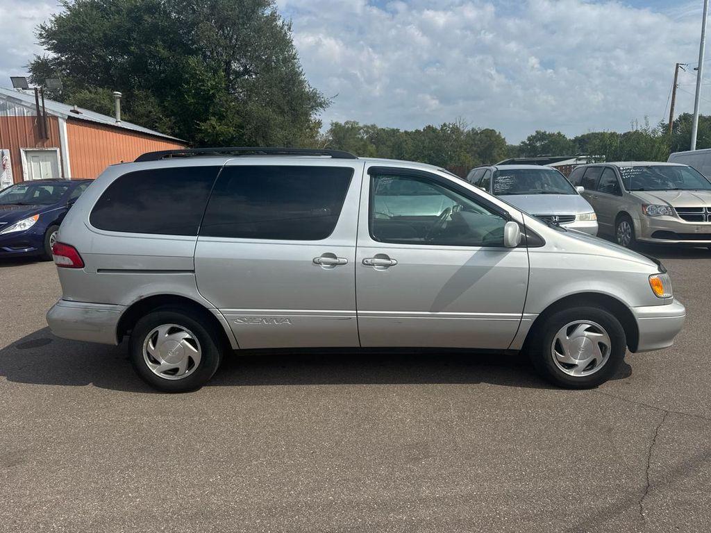 used 2002 Toyota Sienna car, priced at $3,495