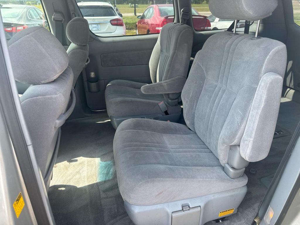 used 2002 Toyota Sienna car, priced at $3,495