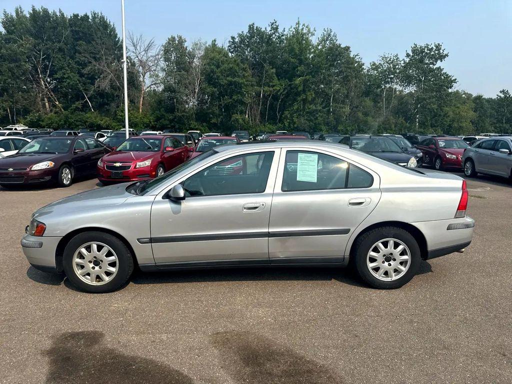 used 2001 Volvo S60 car, priced at $4,495