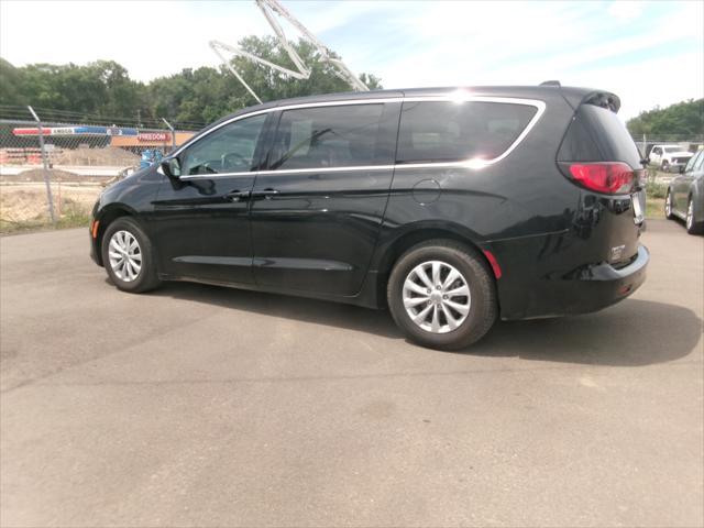 used 2017 Chrysler Pacifica car, priced at $11,995