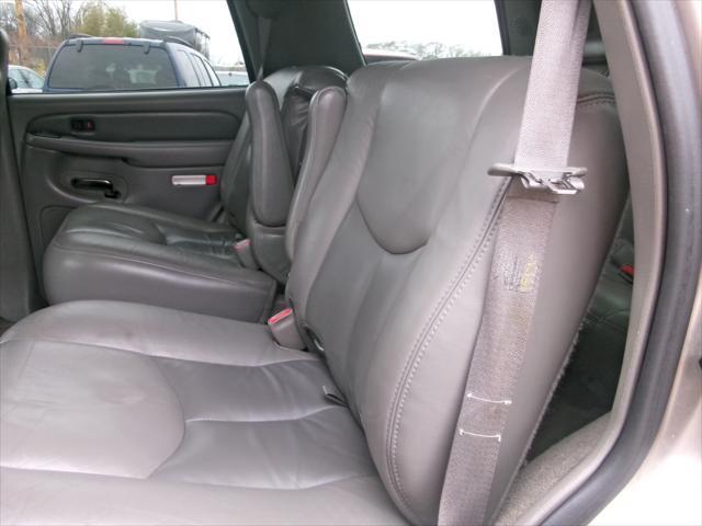 used 2003 GMC Yukon car, priced at $4,995