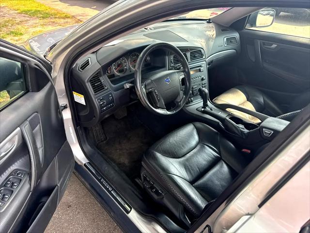 used 2005 Volvo XC70 car, priced at $4,495